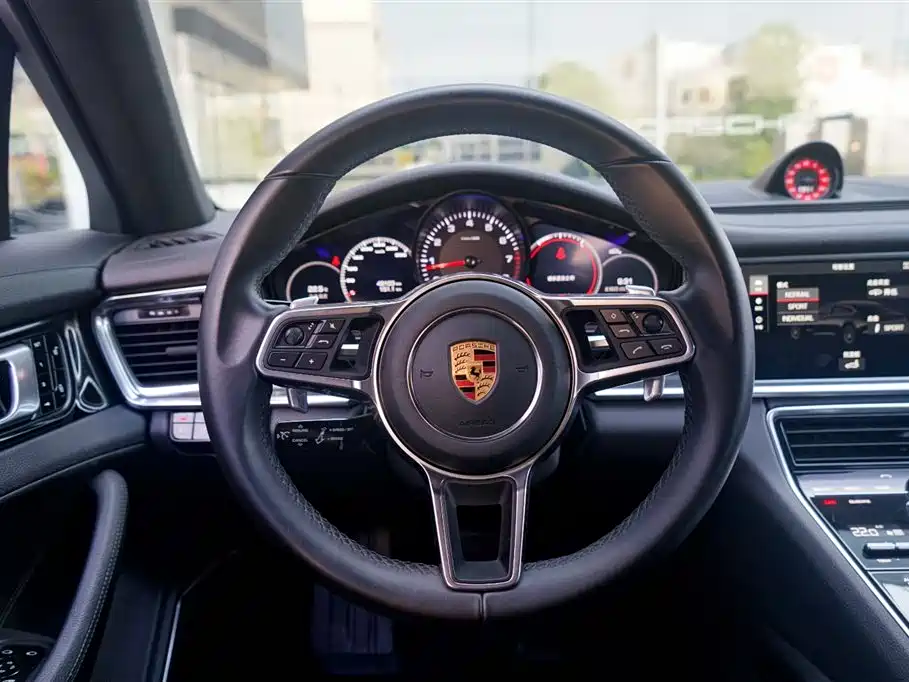 Porsche Panamera 2017 Panamera Executive Long Wheelbase 3.0T фото 14