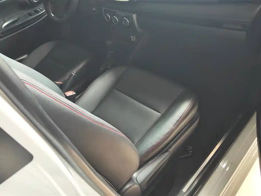 TOYOTA YARIS L TO ENJOY