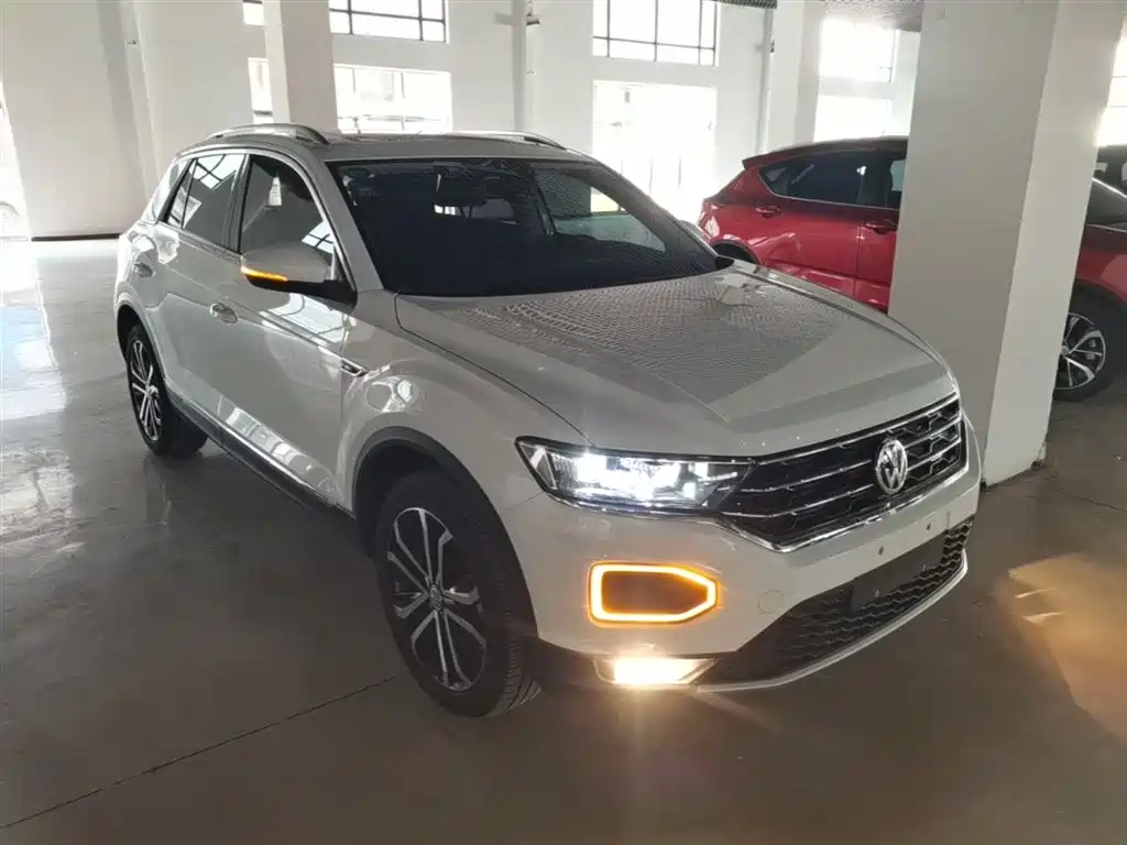 Volkswagen T-ROC 2019 280TSI DSG 2WD Comfort Version China VI фото 4