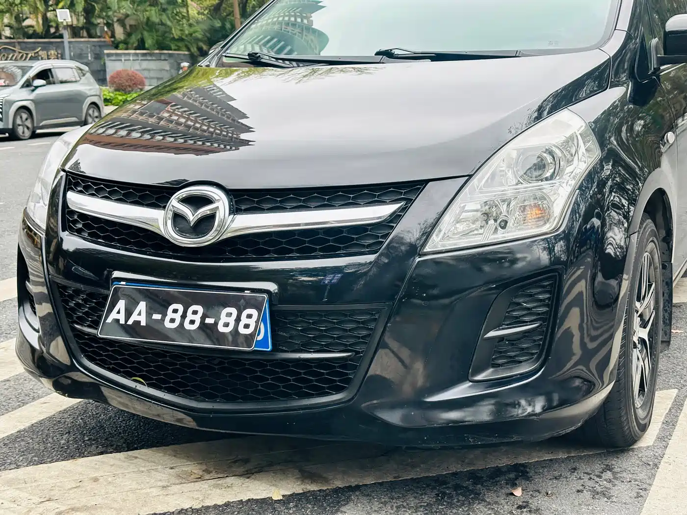 Mazda 8 2013 2013 2.5L Elite
