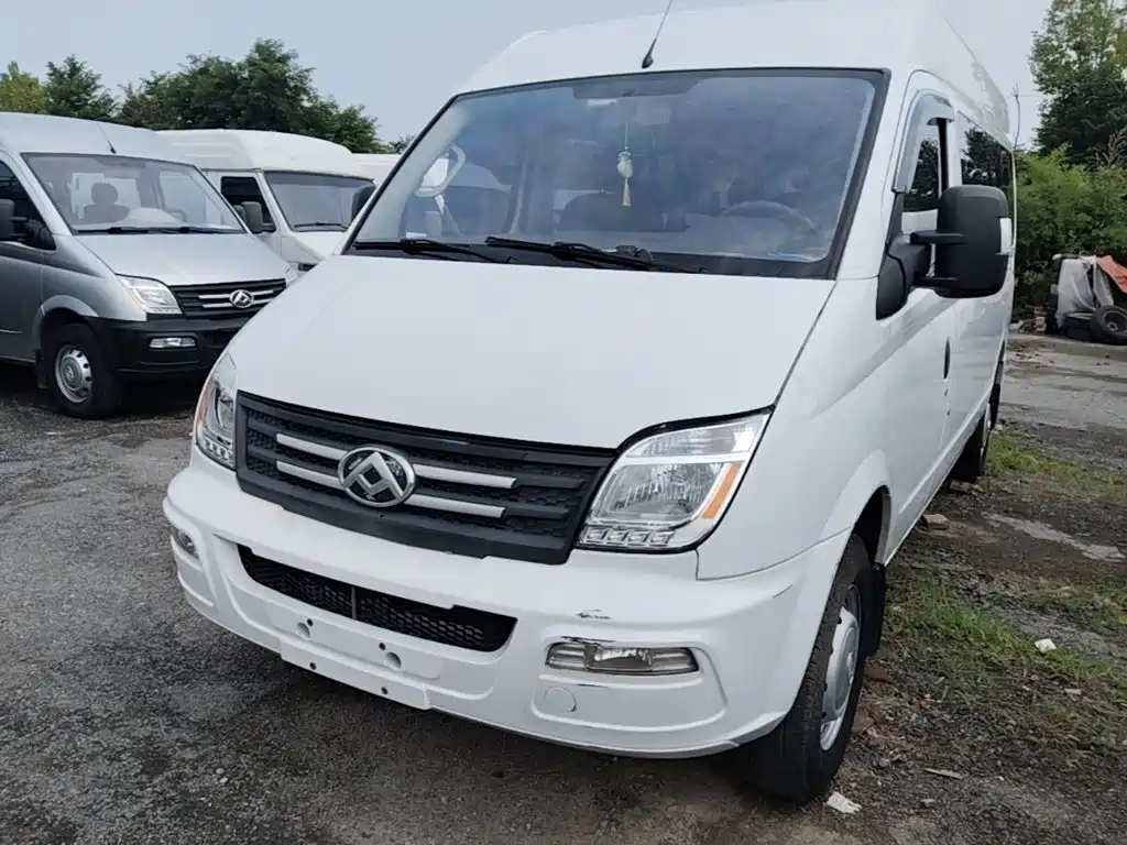 Фото 2 - Maxus Xintu V80