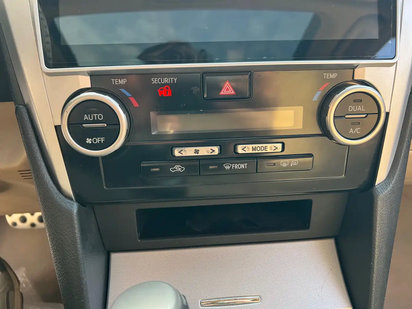 Toyota Camry 2012 Junrui 2.0S Dynamic Edition фото 18
