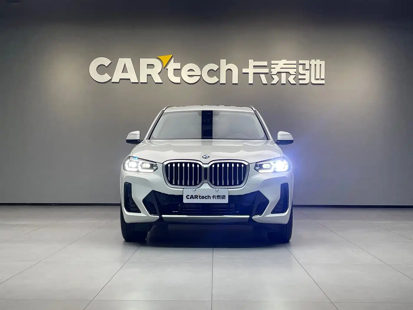 BMW X3 2022 xDrive30i Leading M Night Package фото 2
