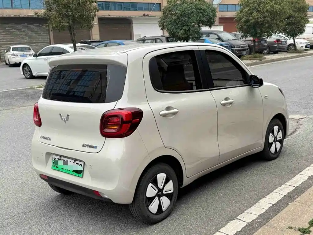 Фото 4 - Wuling Motors Hongguang MINIEV