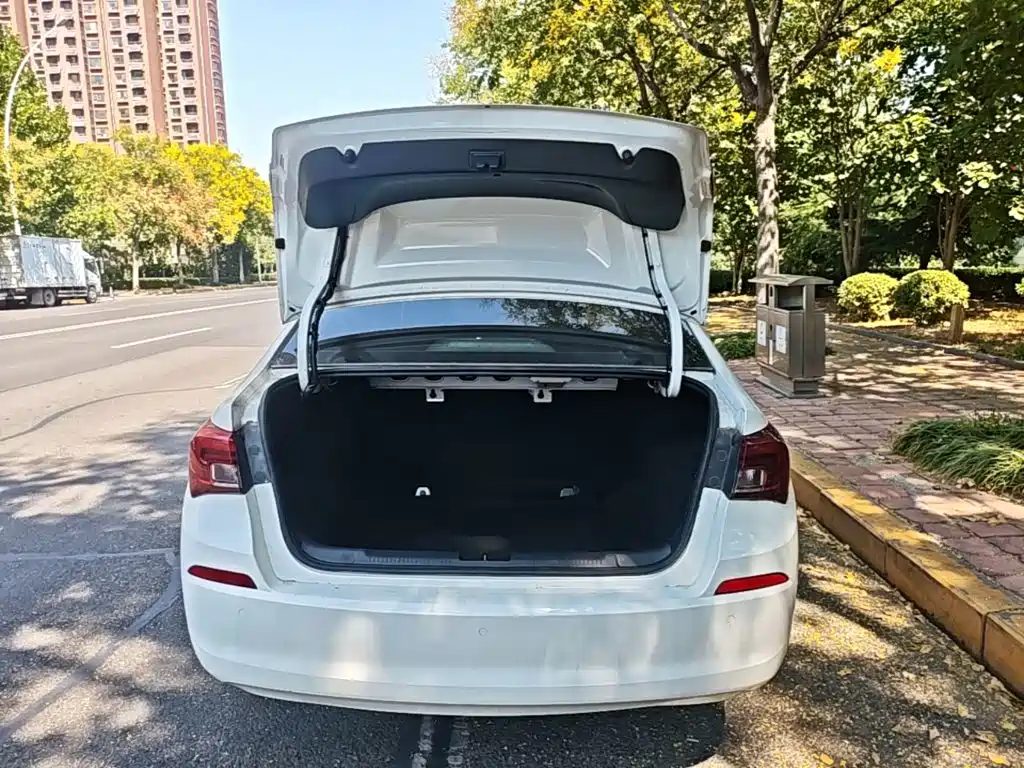 Фото 19 - Buick Excelle