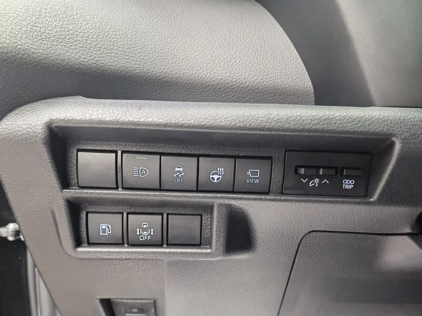 Toyota Sienna 2021 2.5L Hybrid Platinum Edition фото 17