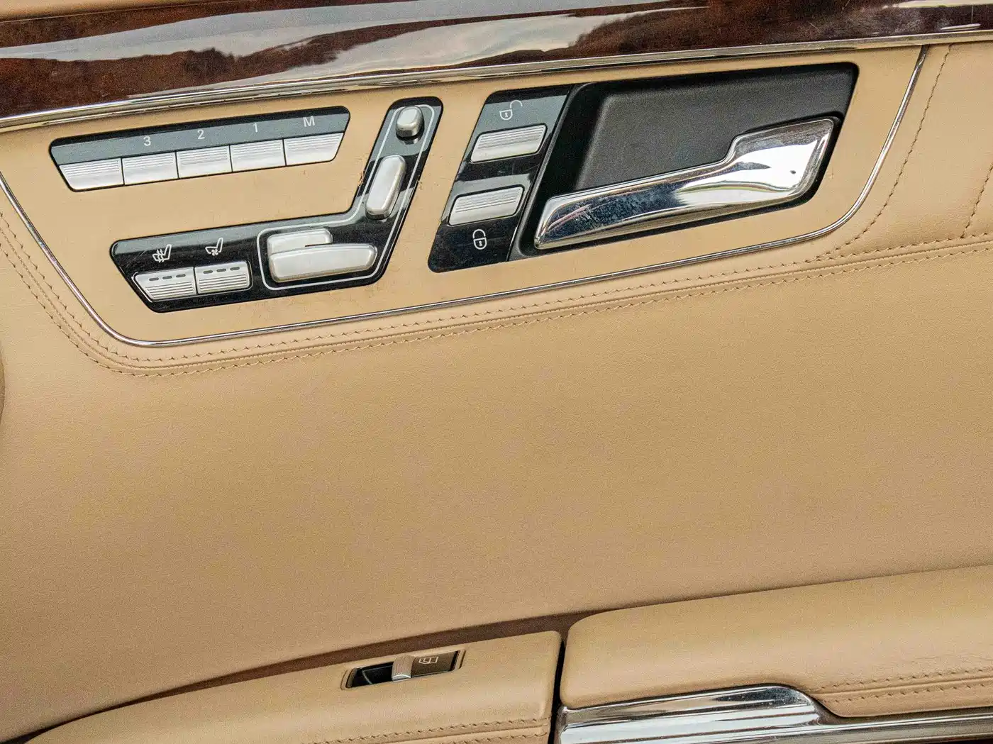 Mercedes-Benz S-Class 2010 S 600 L фото 24