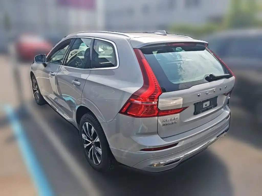 Volvo XC60 2025 2025 B5 AWD Smart Elite Luxury Edition