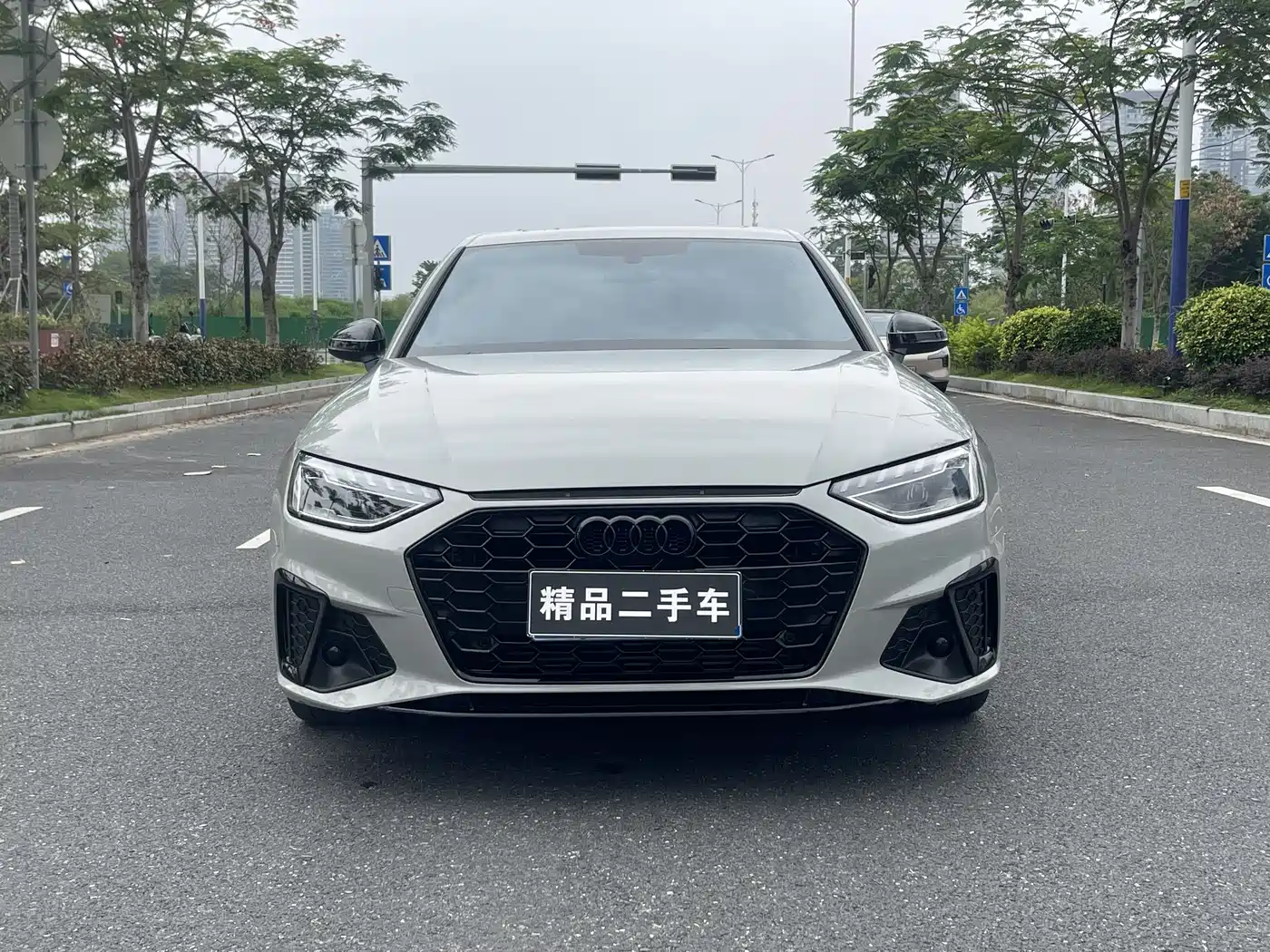 Audi A4L 2023 40 TFSI quattro Luxury Sport фото 2