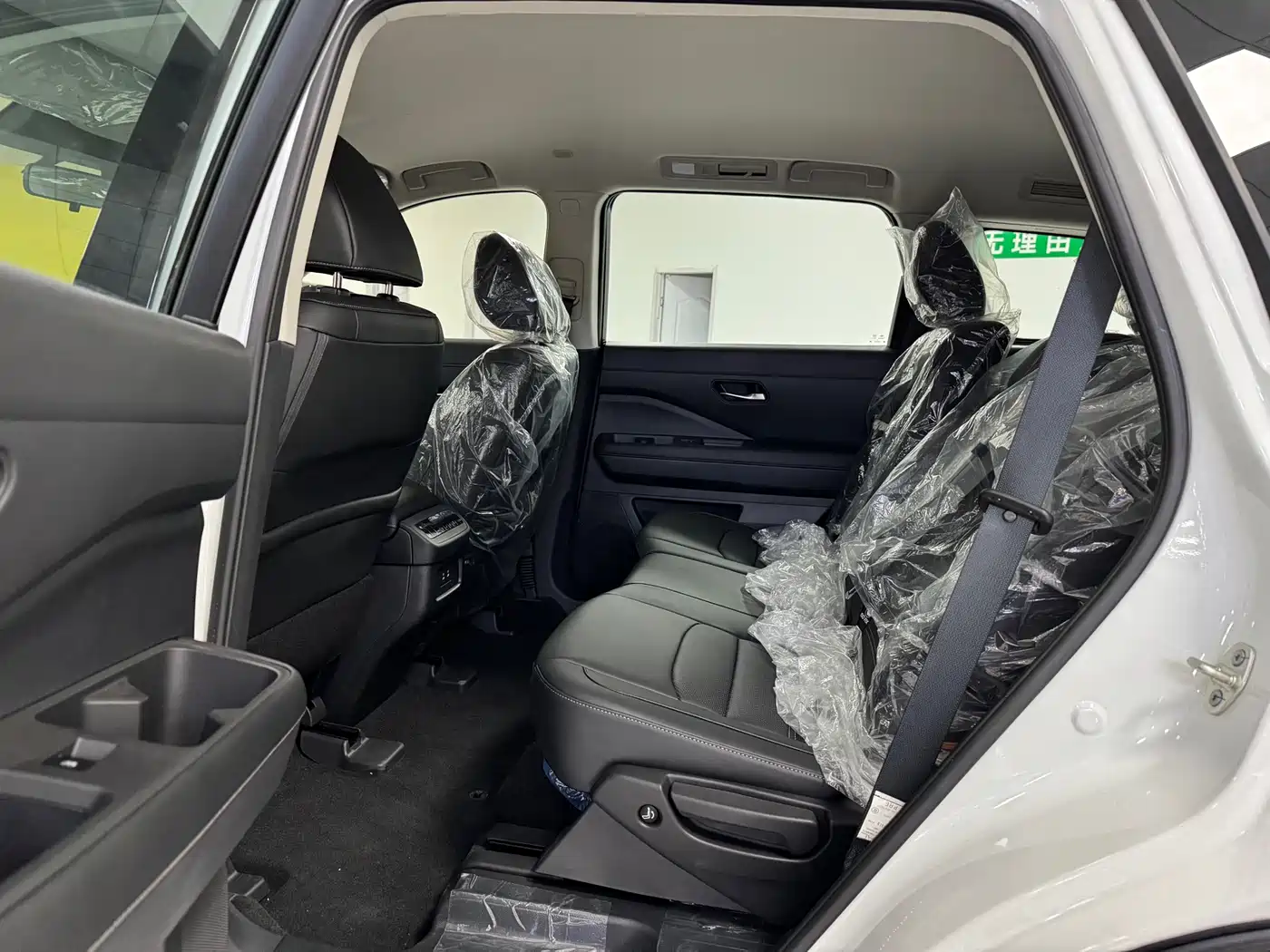 Nissan Terra 2026 2024 Model 380VC-TURBO 2WD Smart Comfort Edition 7-Seater