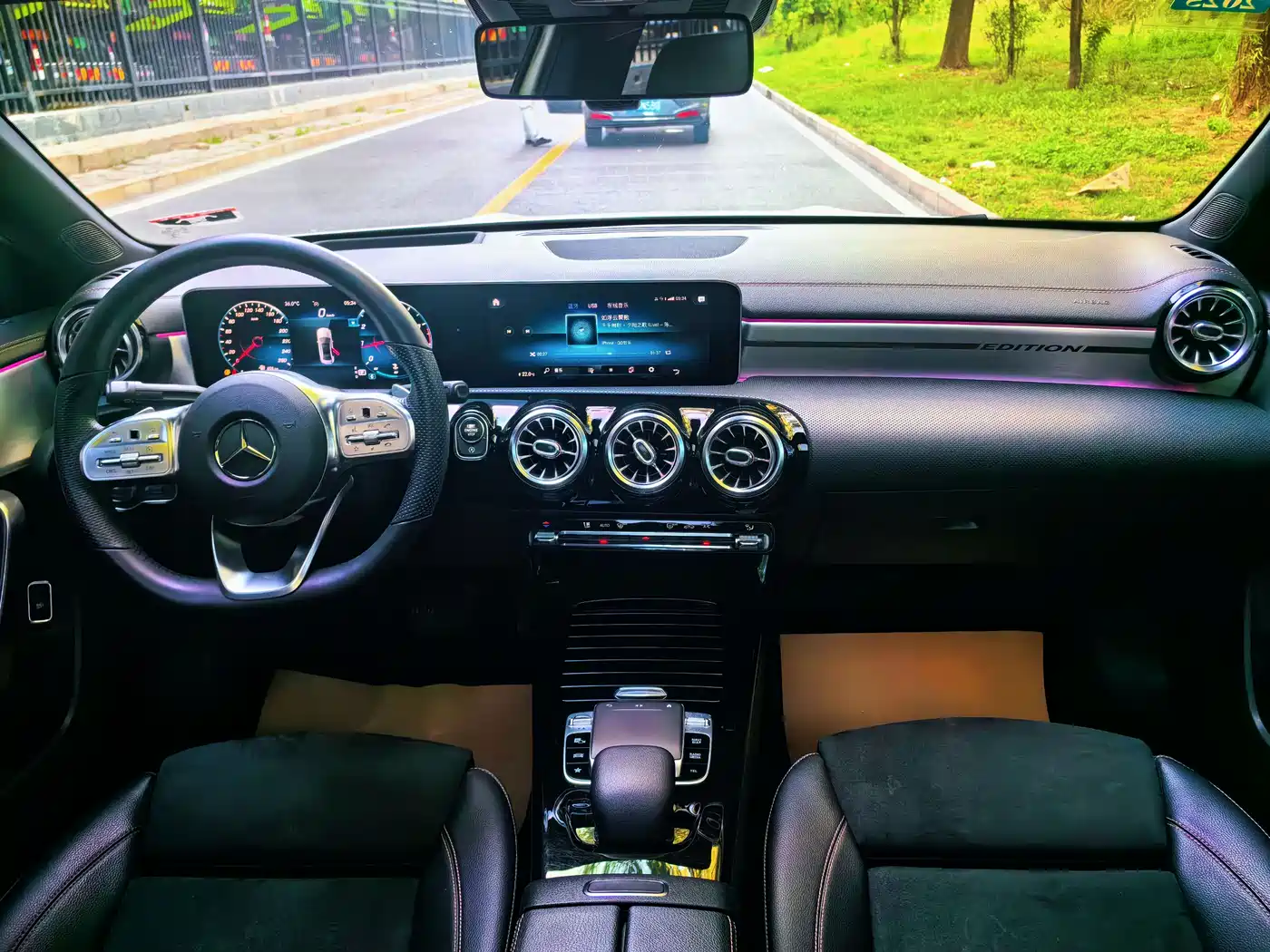 Mercedes-Benz A-Class 2019 A 200 L Sport Sedane Pioneer Special Edition фото 5
