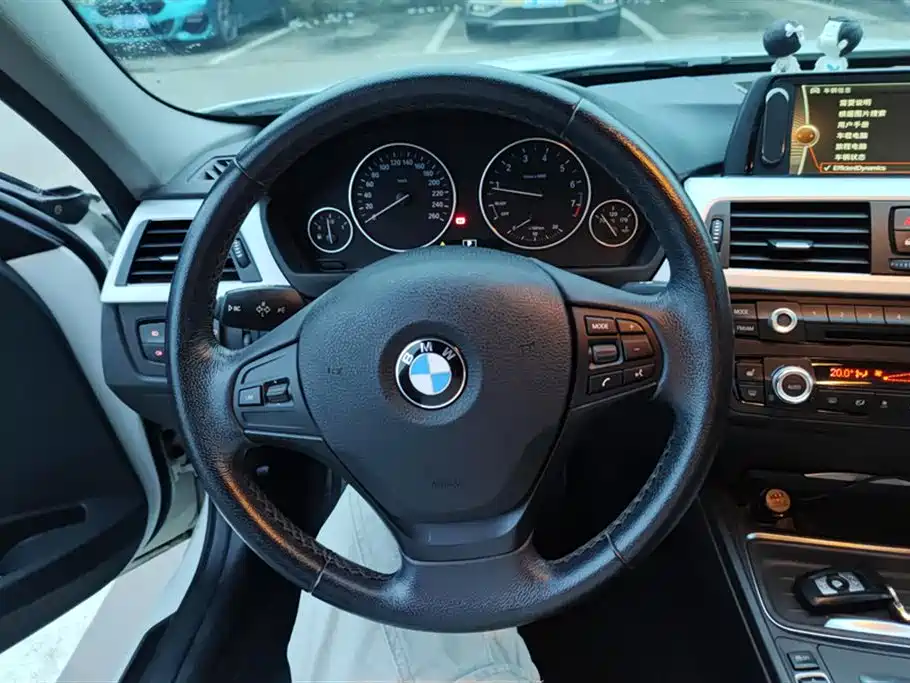 BMW 3 Series 2013 320i Fashion фото 15