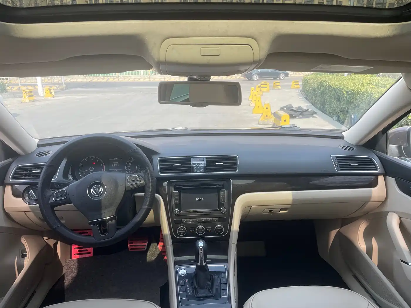 Volkswagen Passat 2015 1.8TSI DSG Prestige Edition фото 6