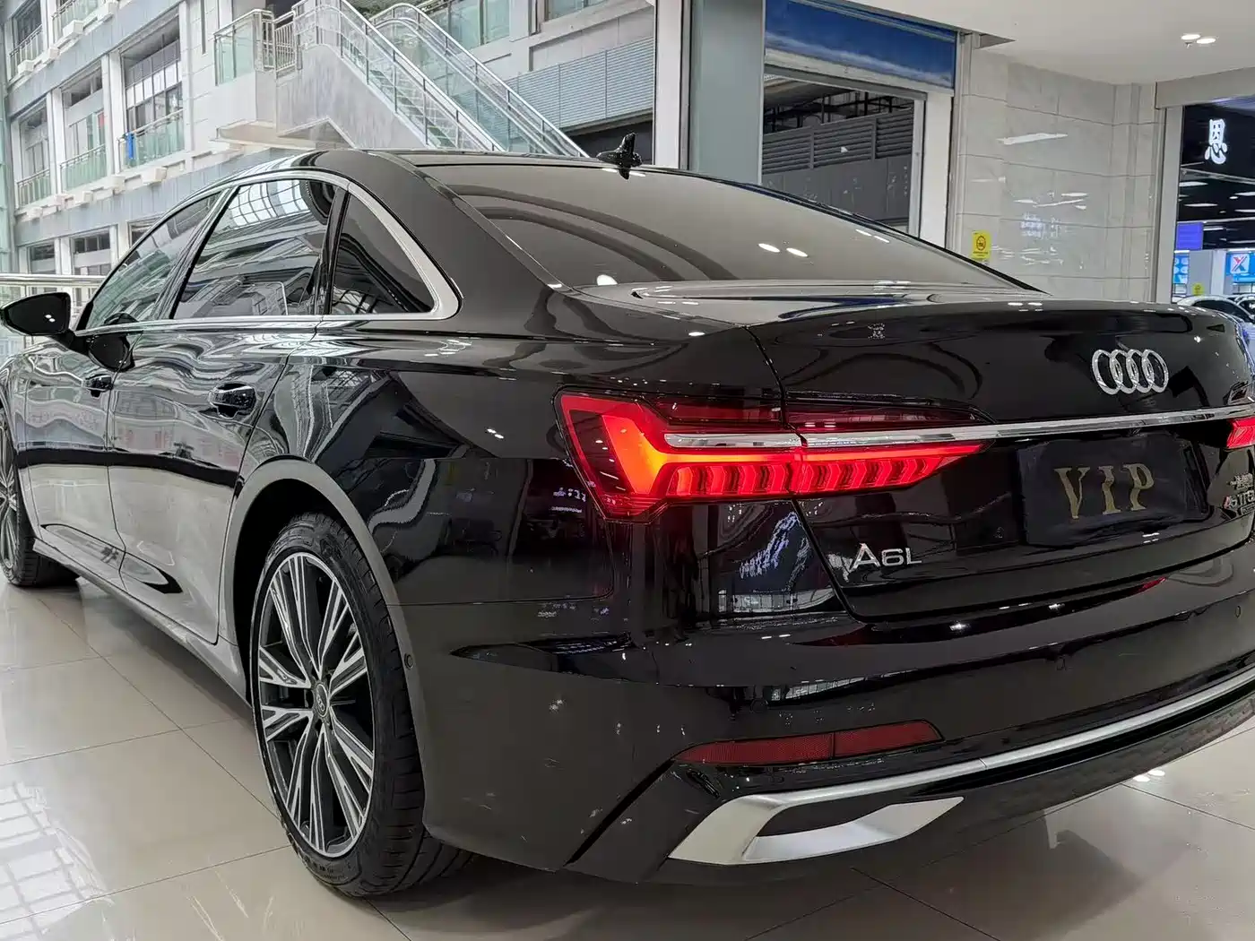Audi A6L 2024 45 TFSI quattro Premium Dynamic фото 9