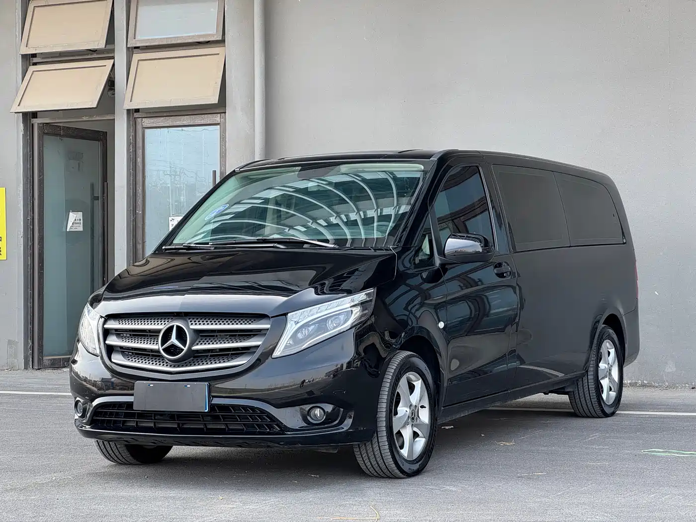 Mercedes-Benz Vito 2018 2.0T Business Edition China VI фото 3