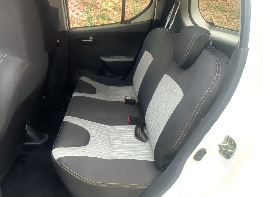 Suzuki Alto 2015 2013 1.0L Automatic Deluxe