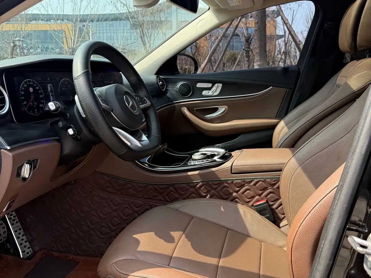 Mercedes-Benz E-Class 2017 E 300 L Sport Luxury фото 4