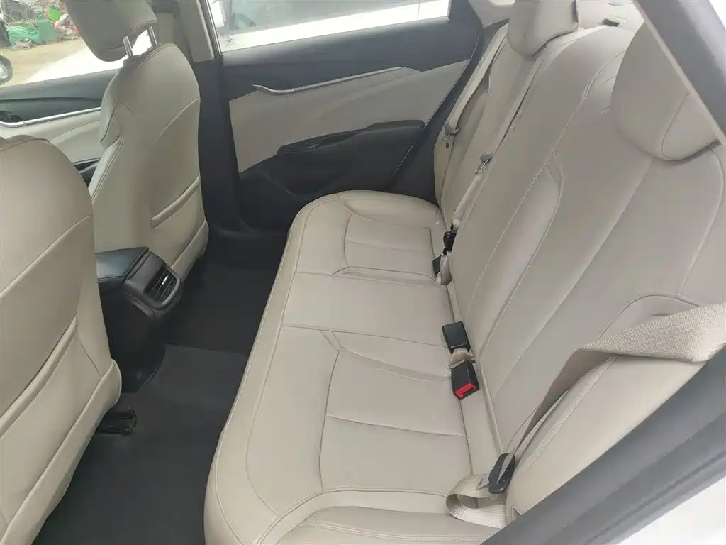 Buick Excelle 2018 15T Dual Clutch Elite (China V) фото 17
