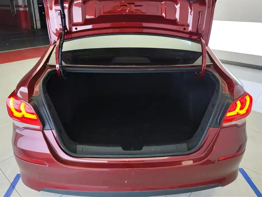 Chevrolet Cavalier 2019 320 Automatic Joy Edition фото 4