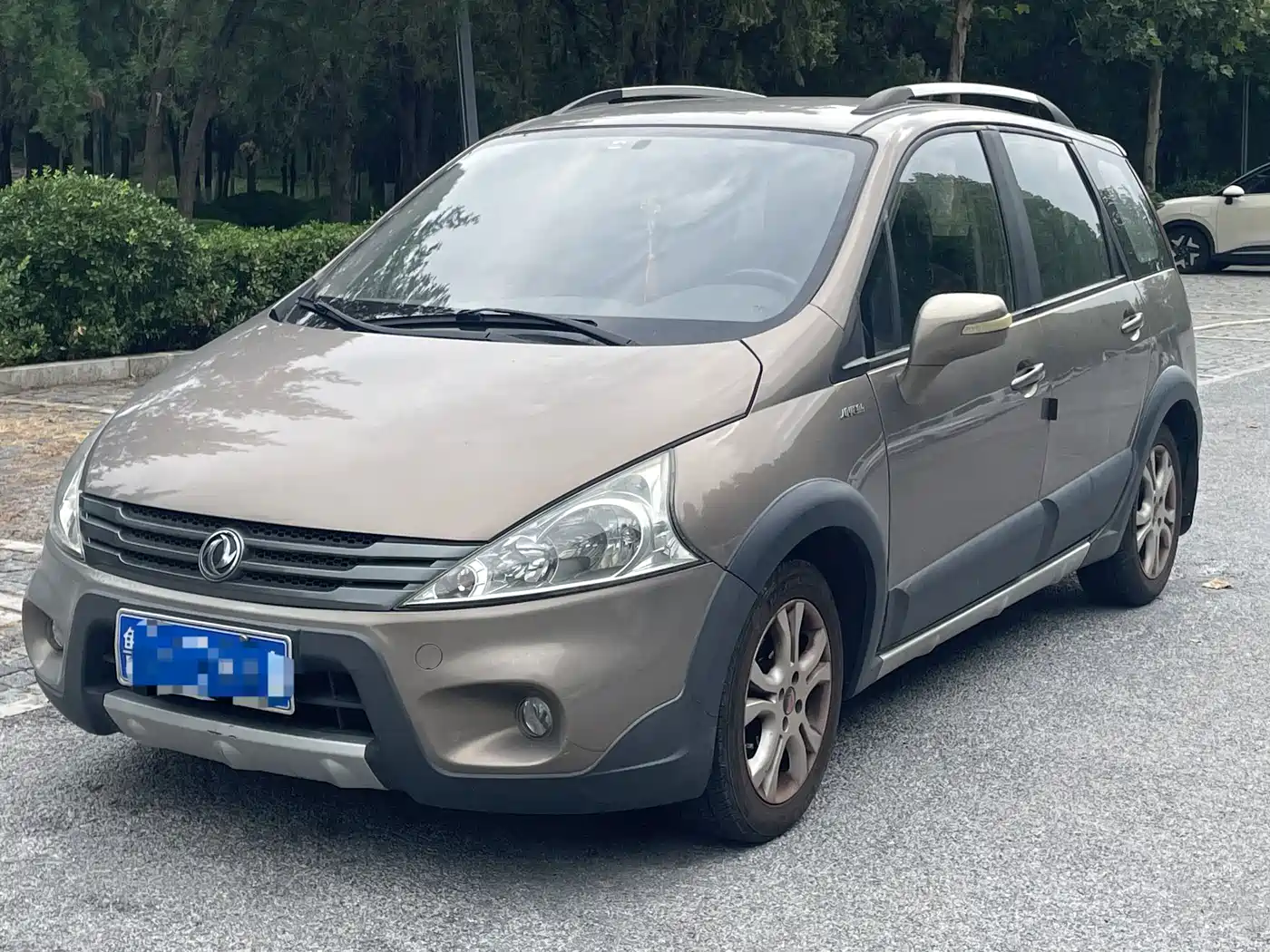 Dongfeng Fengxing Jingyi 2013 2012 XL 1.5L Manual Exclusive