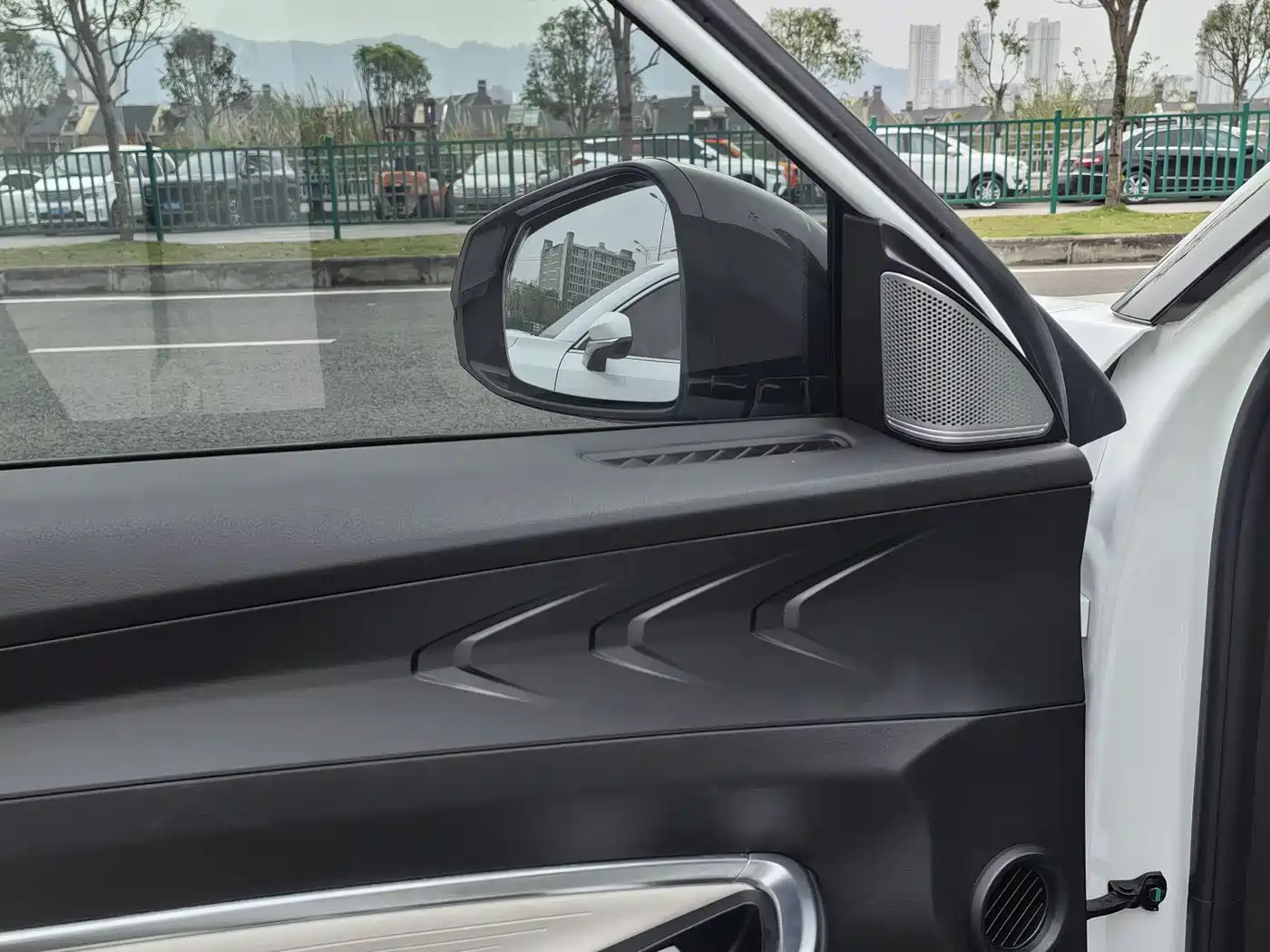 GEELY AUTOMOBILE BOYUE