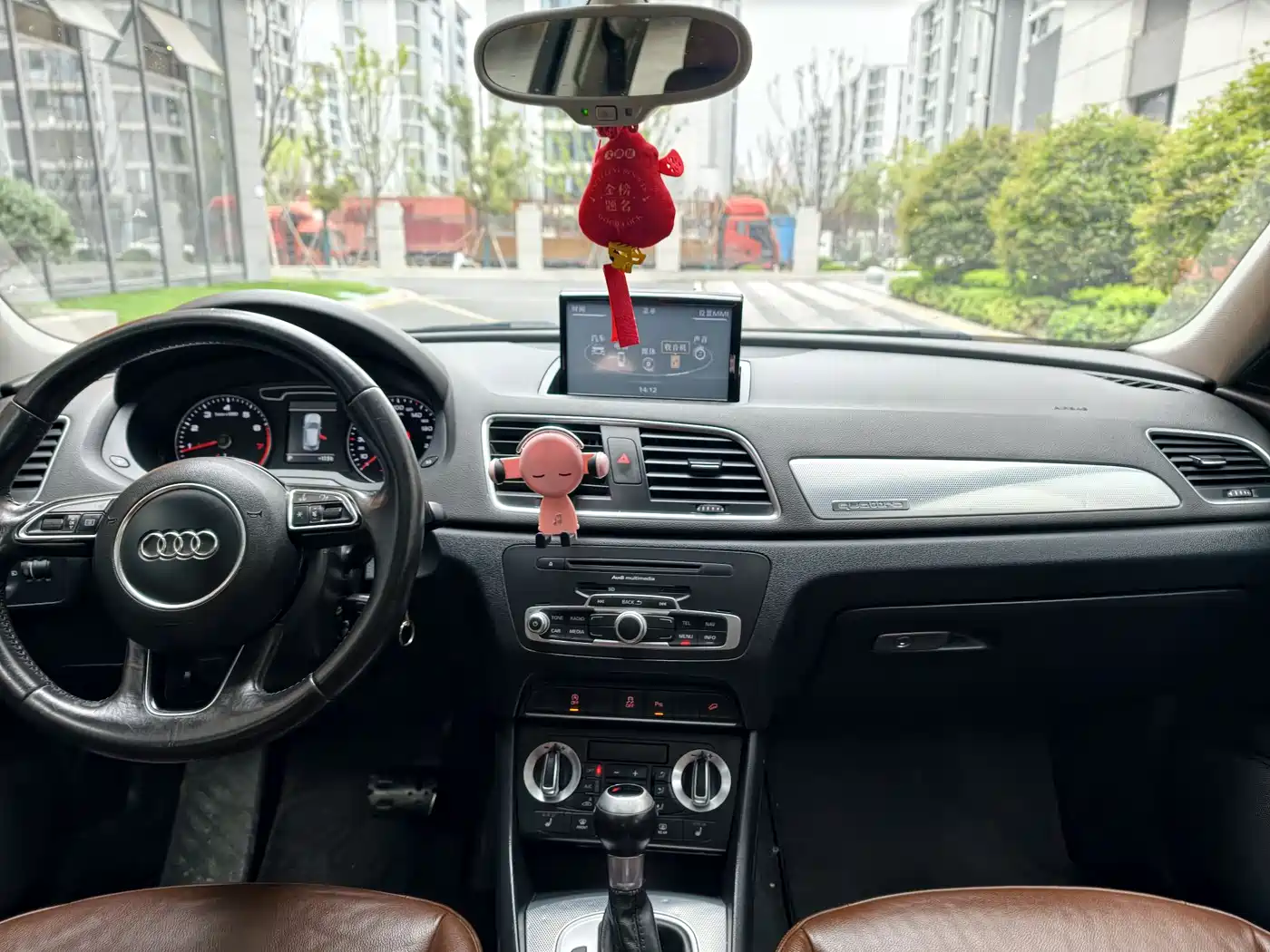 Audi Q3 2015 35 TFSI quattro Technology фото 14