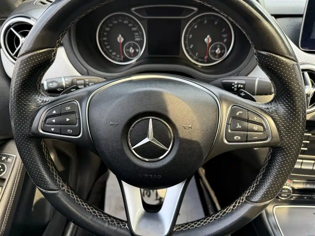 MERCEDES-BENZ B CLASS