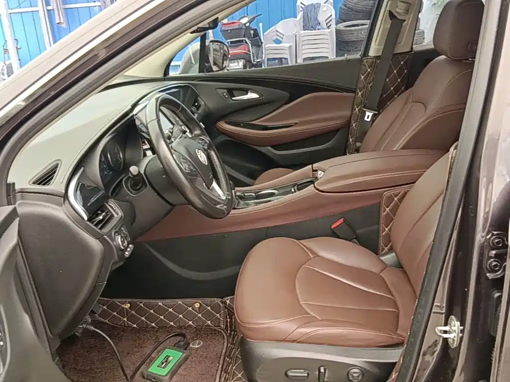 Фото 15 - Buick Envision Plus