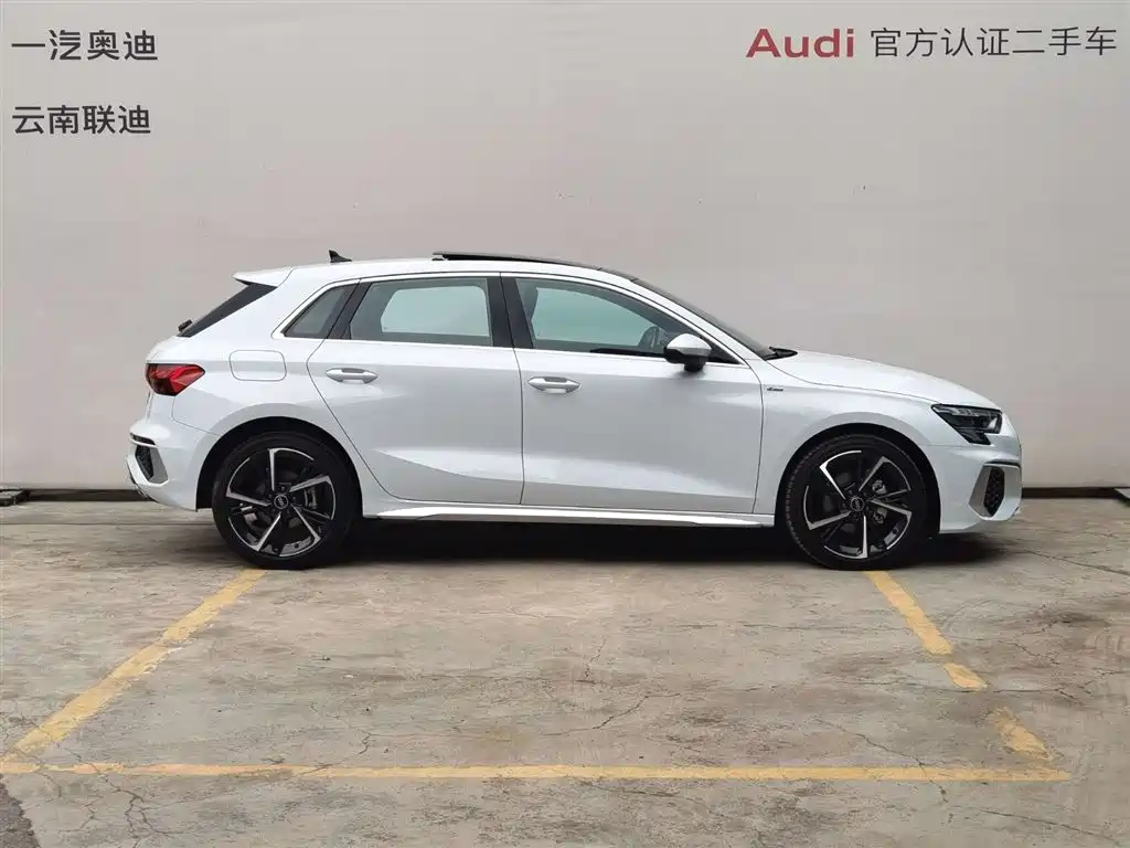 Audi A3 2023 Sportback 35 TFSI Fashion Sport фото 3