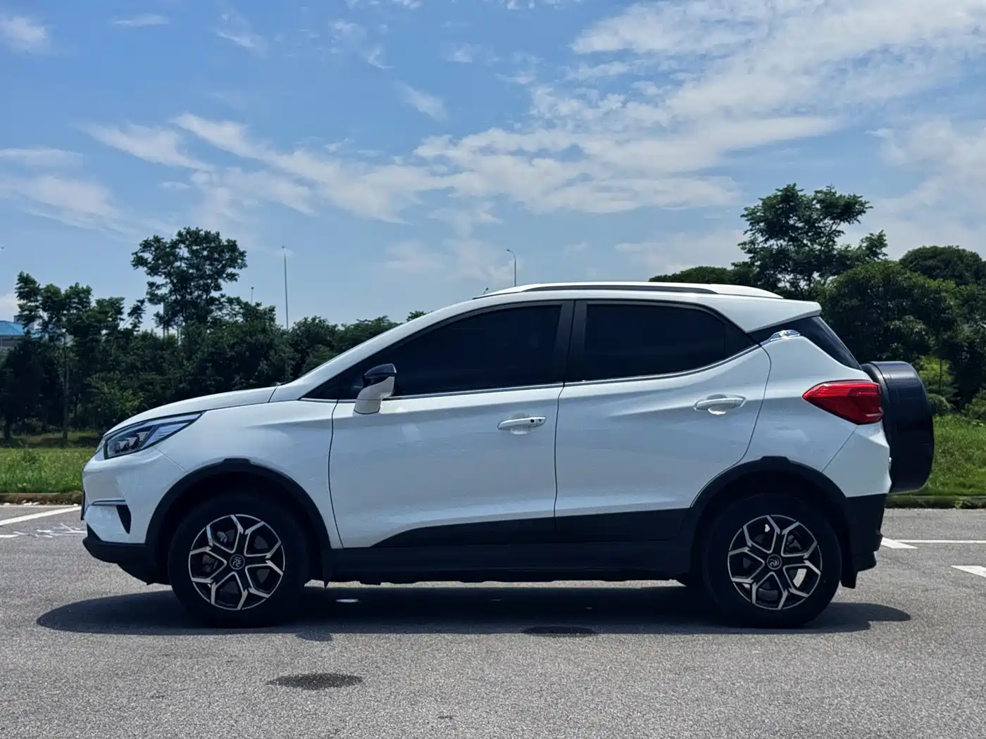 BYD Yuan Pro 2022 2023 401KM Luxury