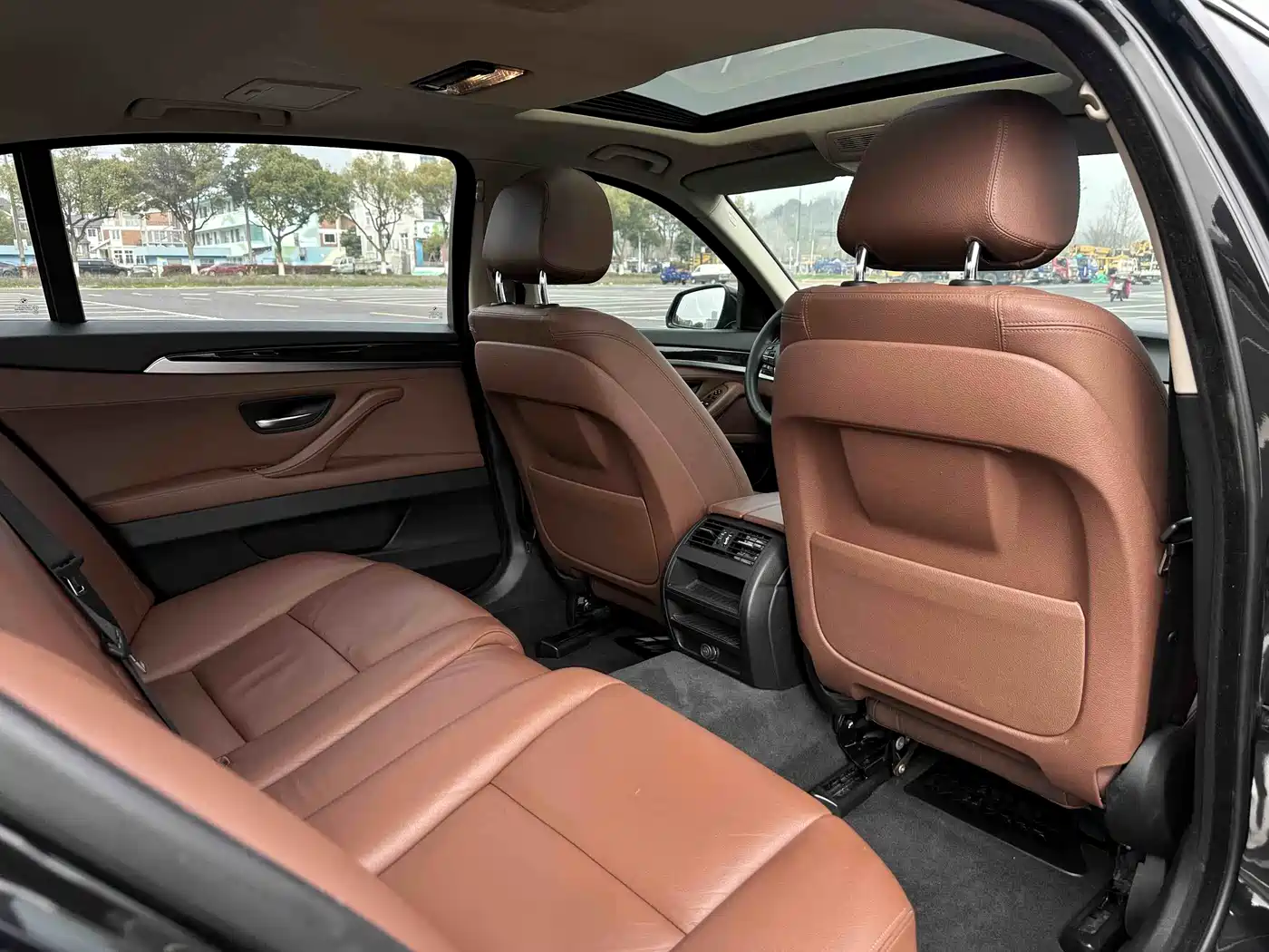 BMW 5 Series 2017 525Li Leading Edition фото 17