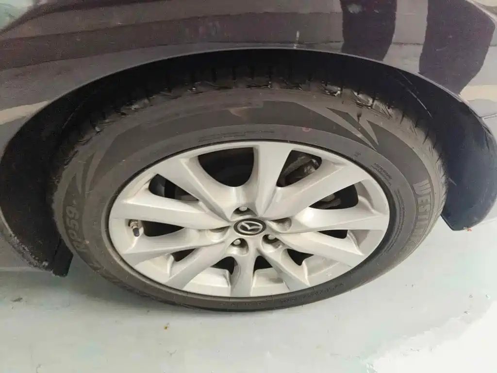 Фото 7 - Mazda Atenza