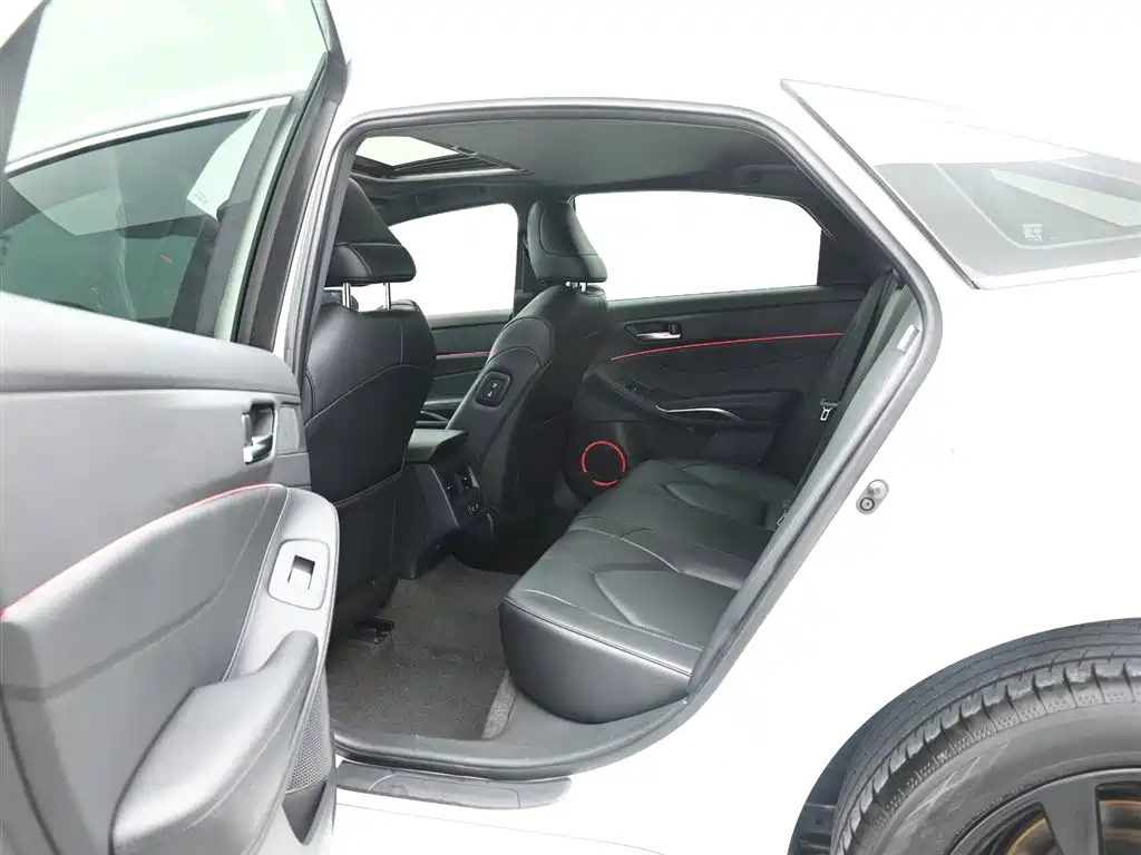 Toyota Avalon 2019 2.0L Luxury Edition (China VI) фото 14