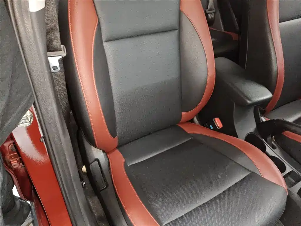 Kia KX CROSS 2017 1.4L AT GLS фото 20