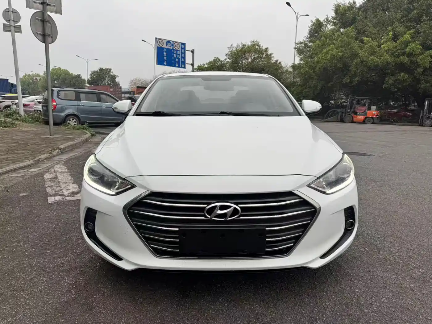 Hyundai Elantra 2018 1.4T DCT Dynamic·Vitality Model фото 2