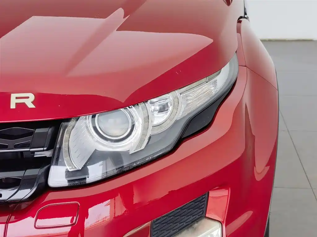 Land Rover Range Rover Evoque (Import) 2013 2.0T 5-door Dynamic Edition фото 7