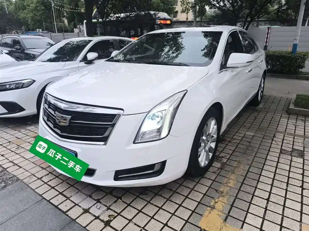 Cadillac XTS 2017 28T Technology