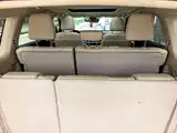 Фото 13 - Toyota Highlander