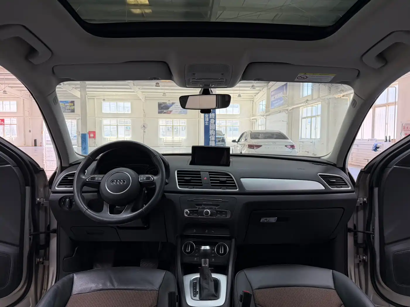 Audi Q3 2018 30th Anniversary Edition 30 TFSI Fashion фото 9