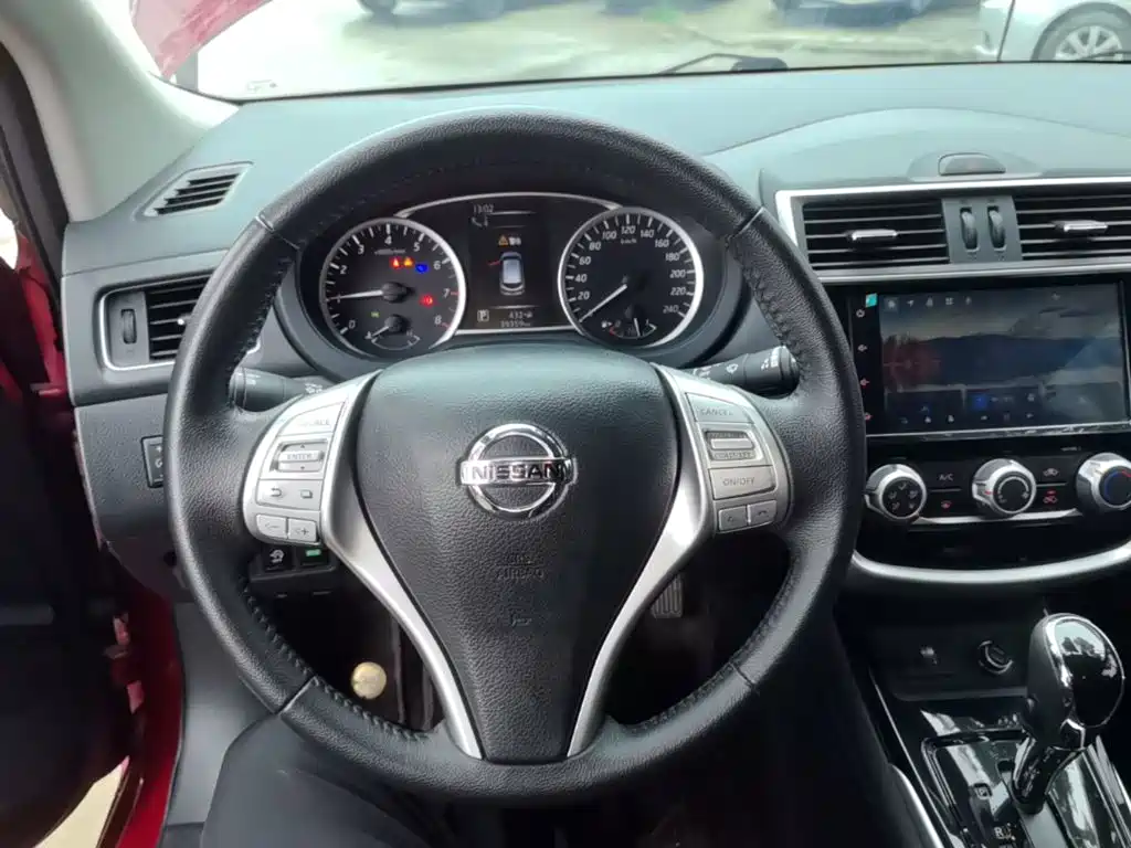 Nissan Tiida 2023 2021 1.6L CVT Smart Drive Edition