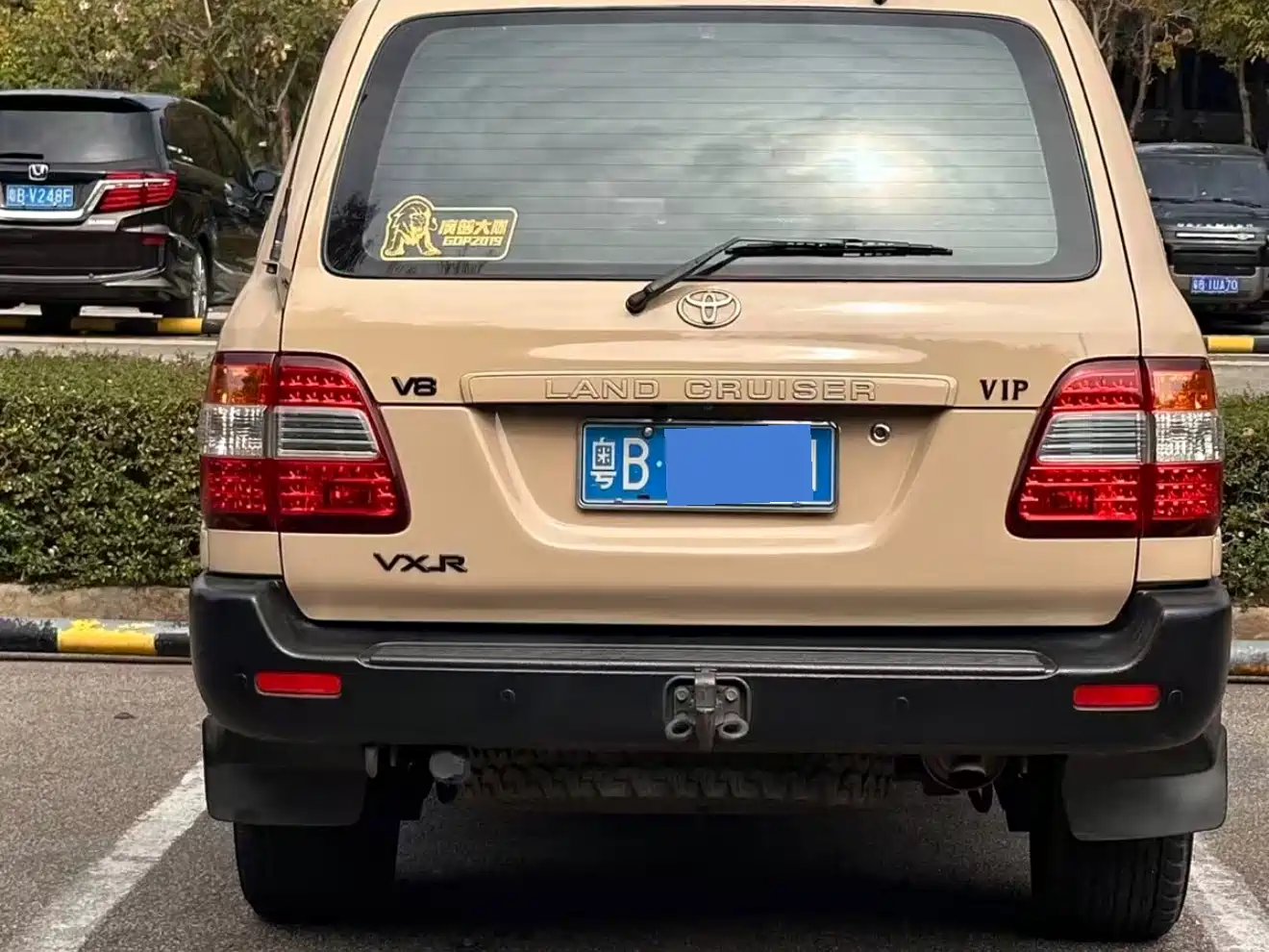 Toyota Land Cruiser 2005 Model 4.7L Automatic VX-R Luxury DVD Edition фото 8