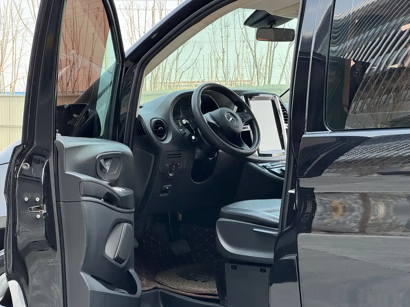 Mercedes-Benz Vito 2018 2.0T Business Edition China VI фото 7