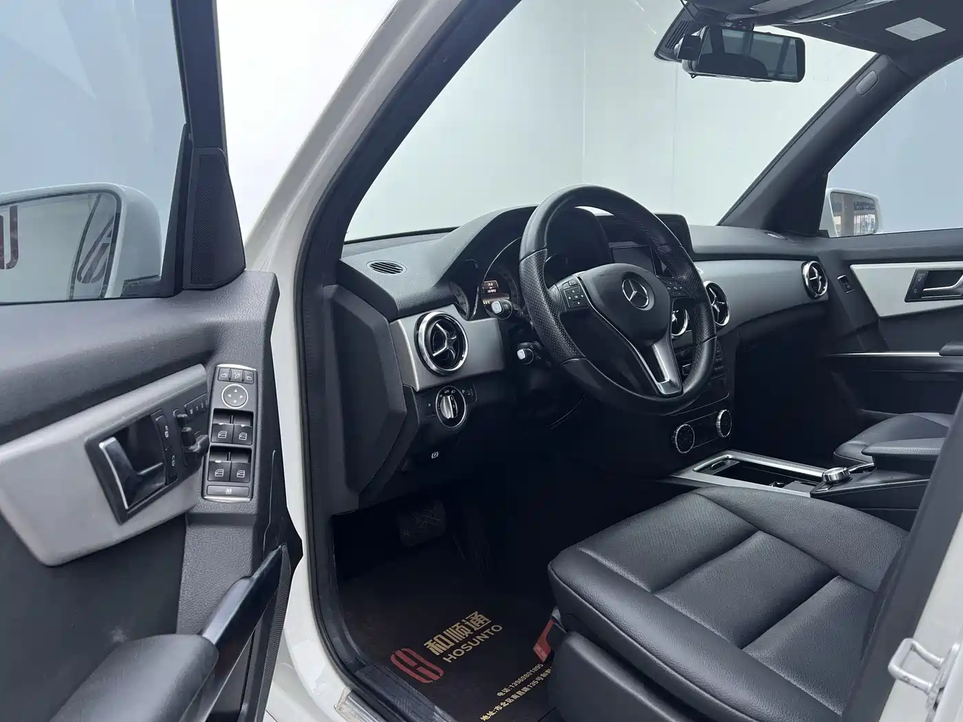 Mercedes-Benz GLK-Class 2013 GLK 300 4MATIC Dynamic фото 4