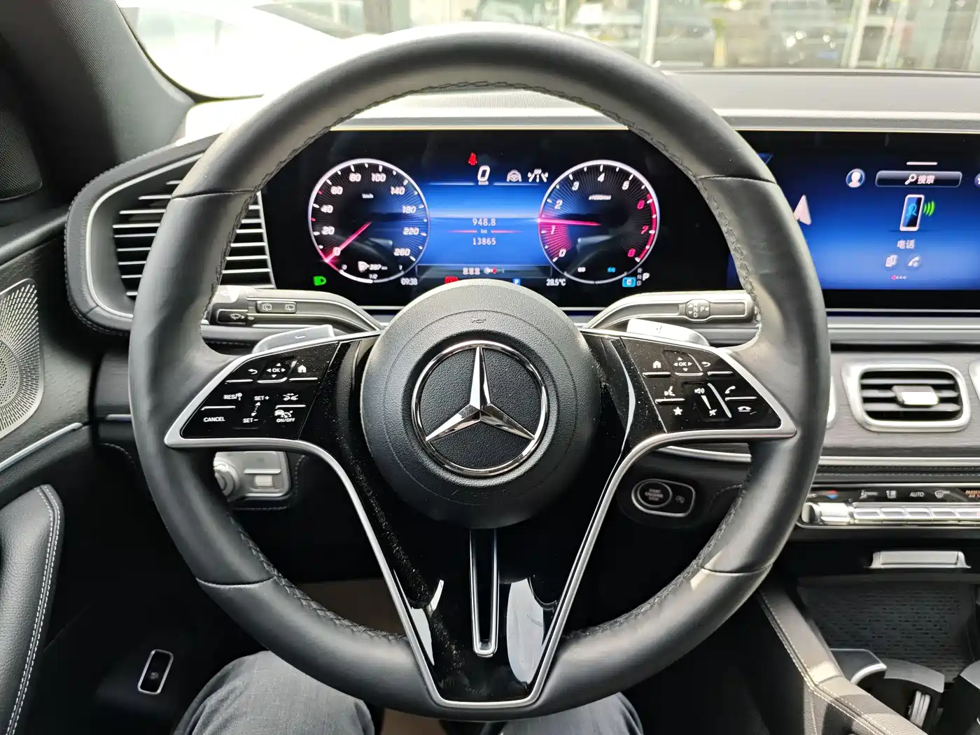 Mercedes-Benz GLE 2024 GLE 450 4MATIC Luxury фото 11