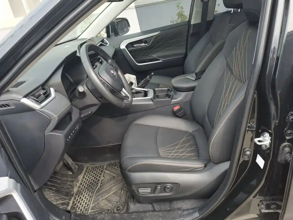 Toyota RAV4 Rongfang 2025 2024 2.0L CVT FWD Style Plus Edition