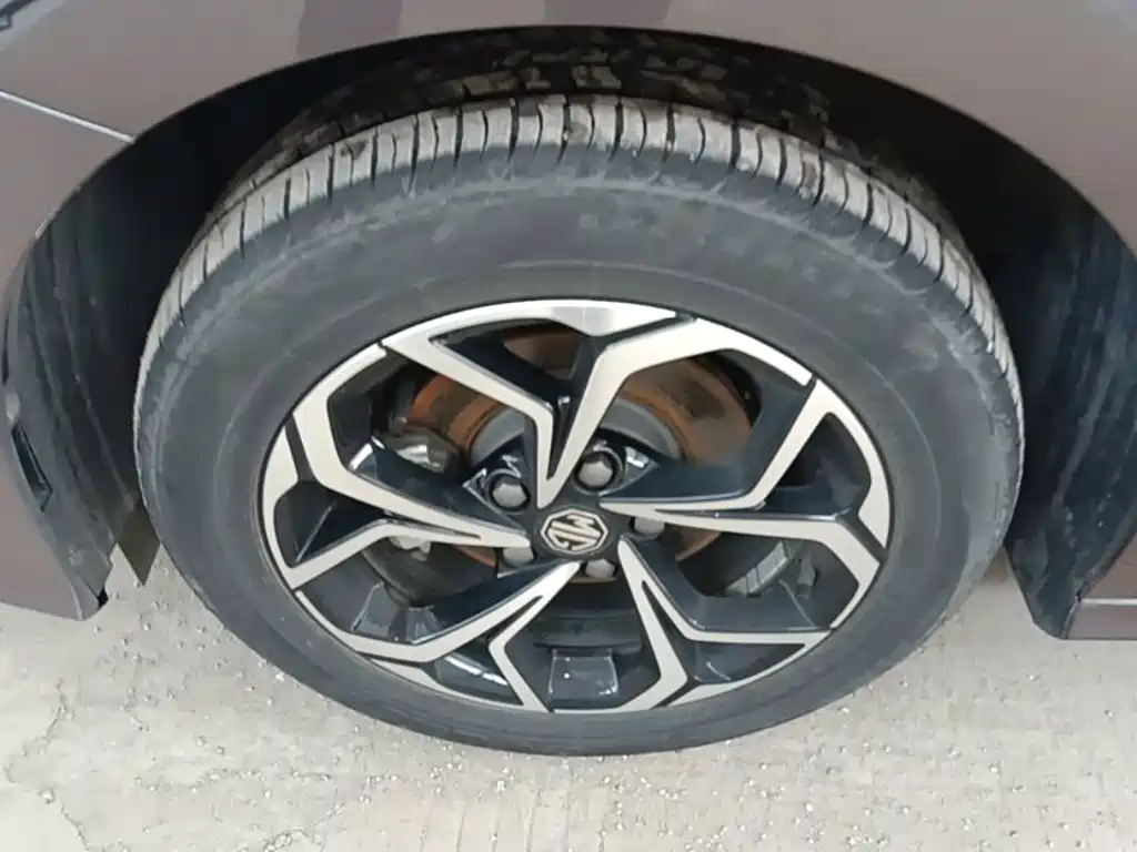 Фото 23 - MG MG5