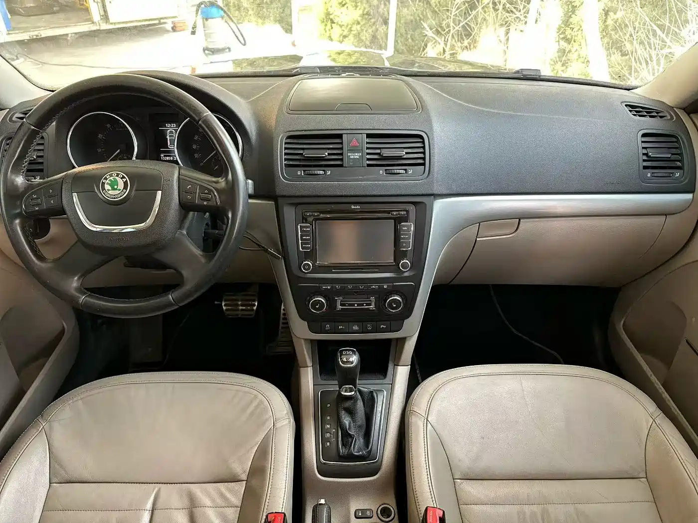 Škoda Yeti (Import) 2013 1.8T DSG Premium Edition фото 9