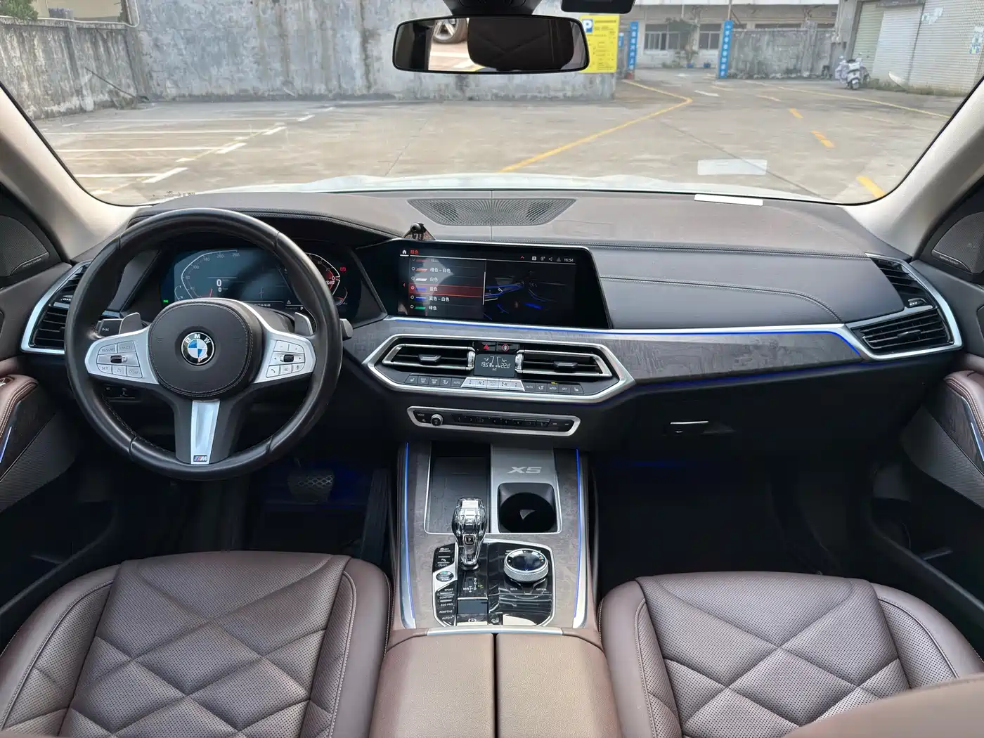BMW X5 2022 xDrive 30Li M Sport Package фото 14
