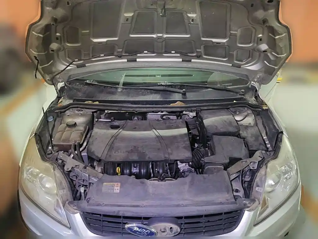 Фото 3 - Ford Focus