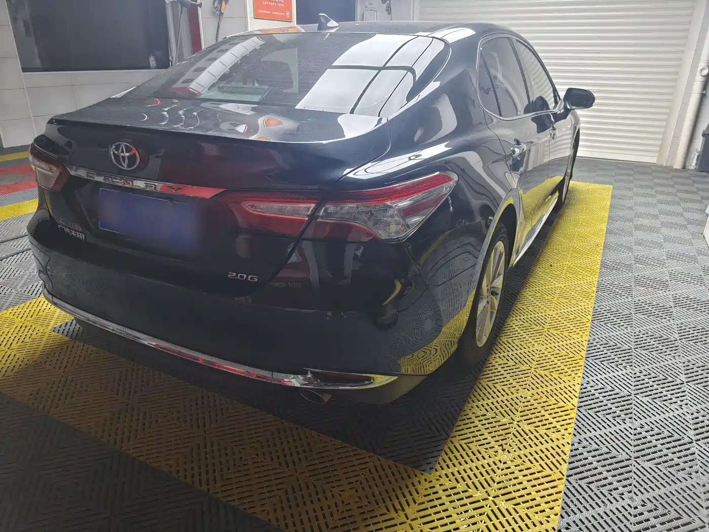 Toyota Camry 2023 2.0G Luxury Edition фото 9